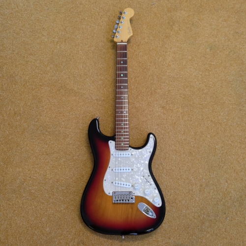Fender USA American Deluxe Stratocaster Guitar with Lollar Special Series Pickups + 6-7 Positions