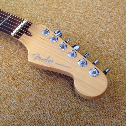 Fender USA American Deluxe Stratocaster Guitar with Lollar Special Series Pickups + 6-7 Positions