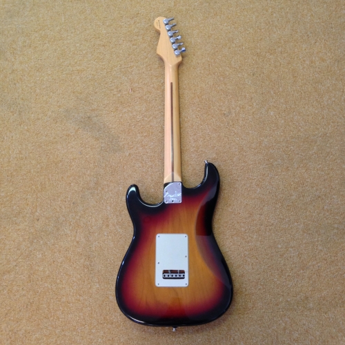 Fender USA American Deluxe Stratocaster Guitar with Lollar Special Series Pickups + 6-7 Positions