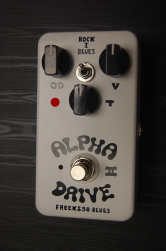 Custom Made Freekish Blues Alpha Drive II - Red Dot Guitar Clean Boost Dual Mode Overdrive